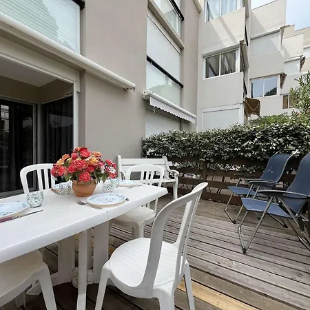 - Gn400-032 Apartment Gruissan